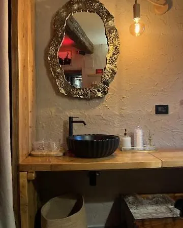 Love hotel 44 Pinerolo